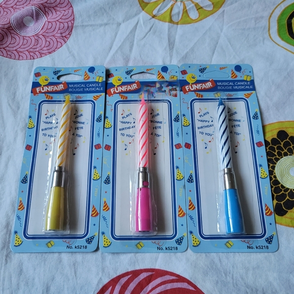 Birthday musical blue color only - Picture 2 of 3